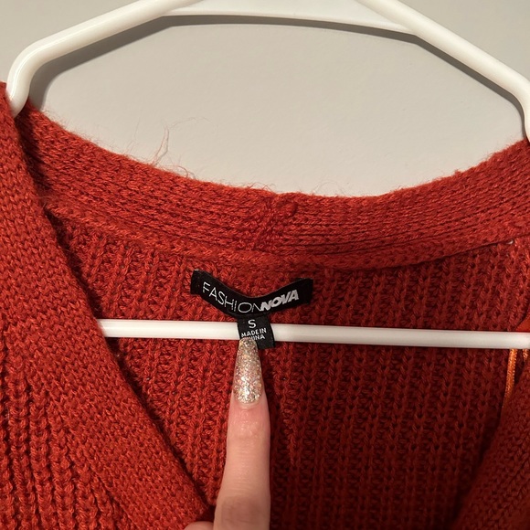 Orange sweater - Picture 3 of 3